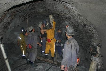 平山工程爆破中的危险因素分析以及应对工程爆破危险的措施